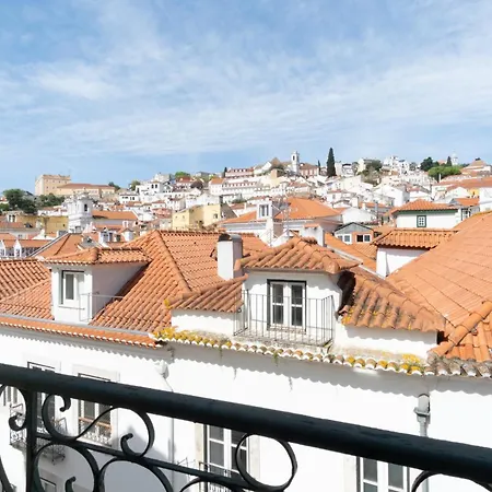 Appartamento In Alfama, Near Metro&cafés - Ttl126