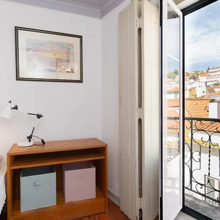 In Alfama, Near Metro & Cafes - Ttl126 * Lissabon